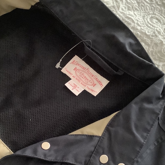 Filson Jacket - Picture 2 of 3